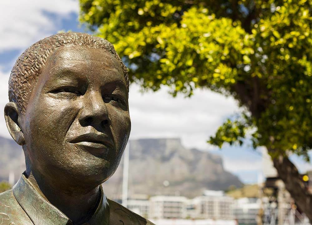 Nelson Mandelas Staty i Waterfront, Kapstaden